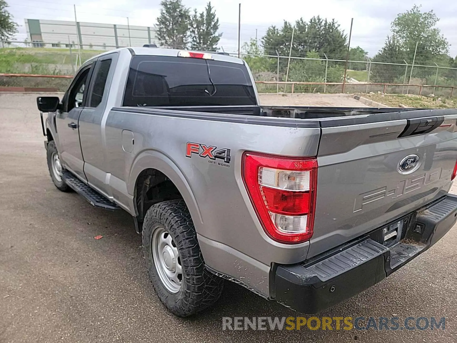 6 Photograph of a damaged car 1FTFX1E57NKD58062 FORD F150 2022