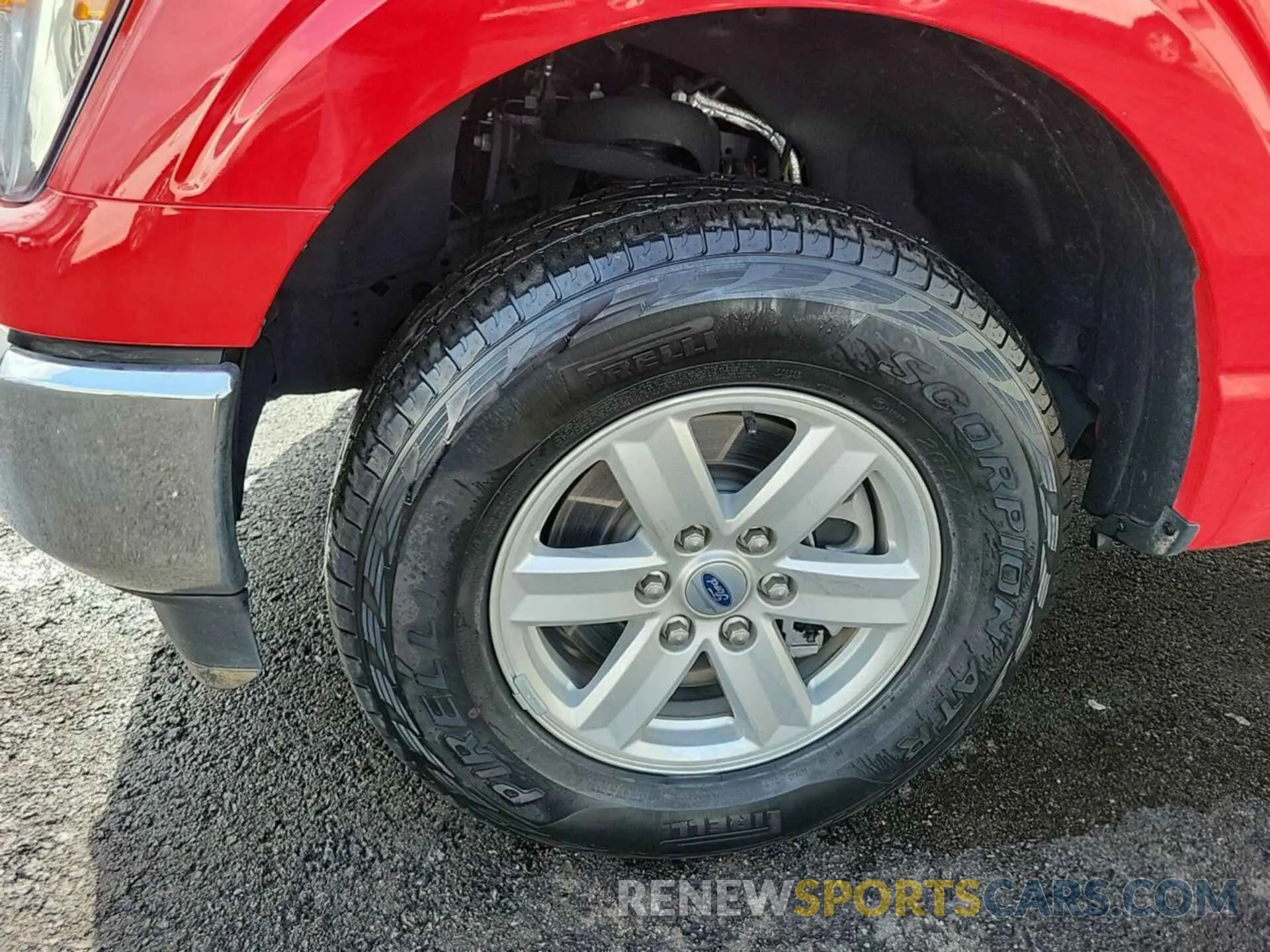 17 Photograph of a damaged car 1FTFX1E89NKE47237 FORD F150 2022