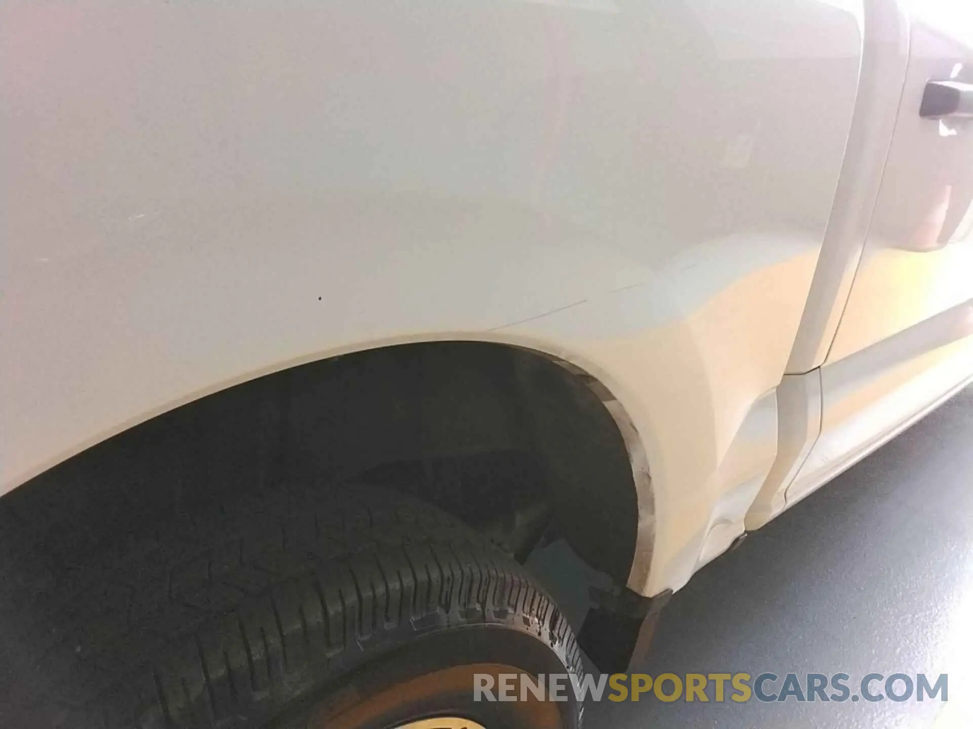 4 Photograph of a damaged car 1FTVW1EL2NWG12038 FORD F150 2022