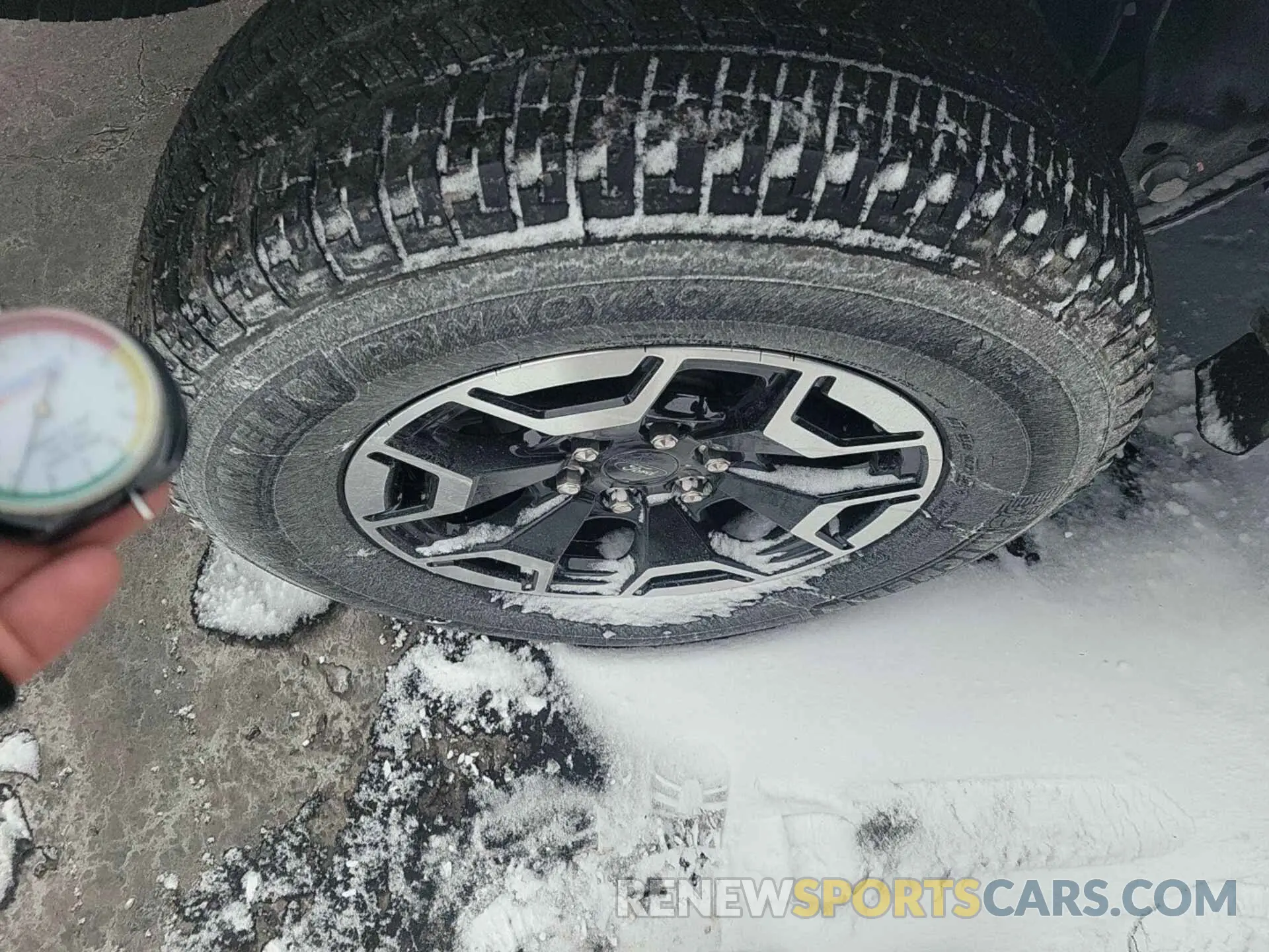 23 Photograph of a damaged car 1FT6W1EV6PWG31037 FORD F150 2023