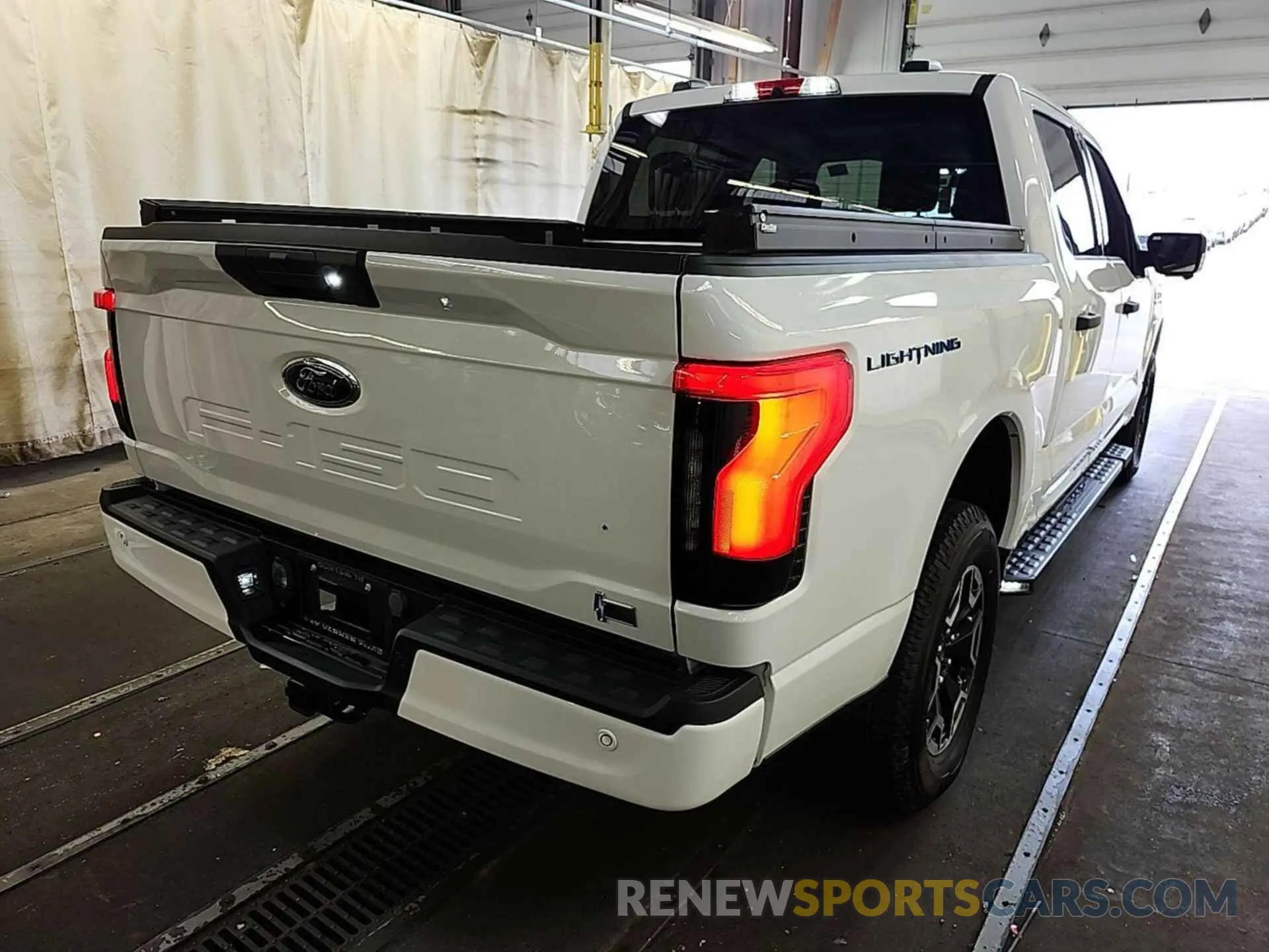 11 Photograph of a damaged car 1FT6W1EV9PWG31047 FORD F150 2023