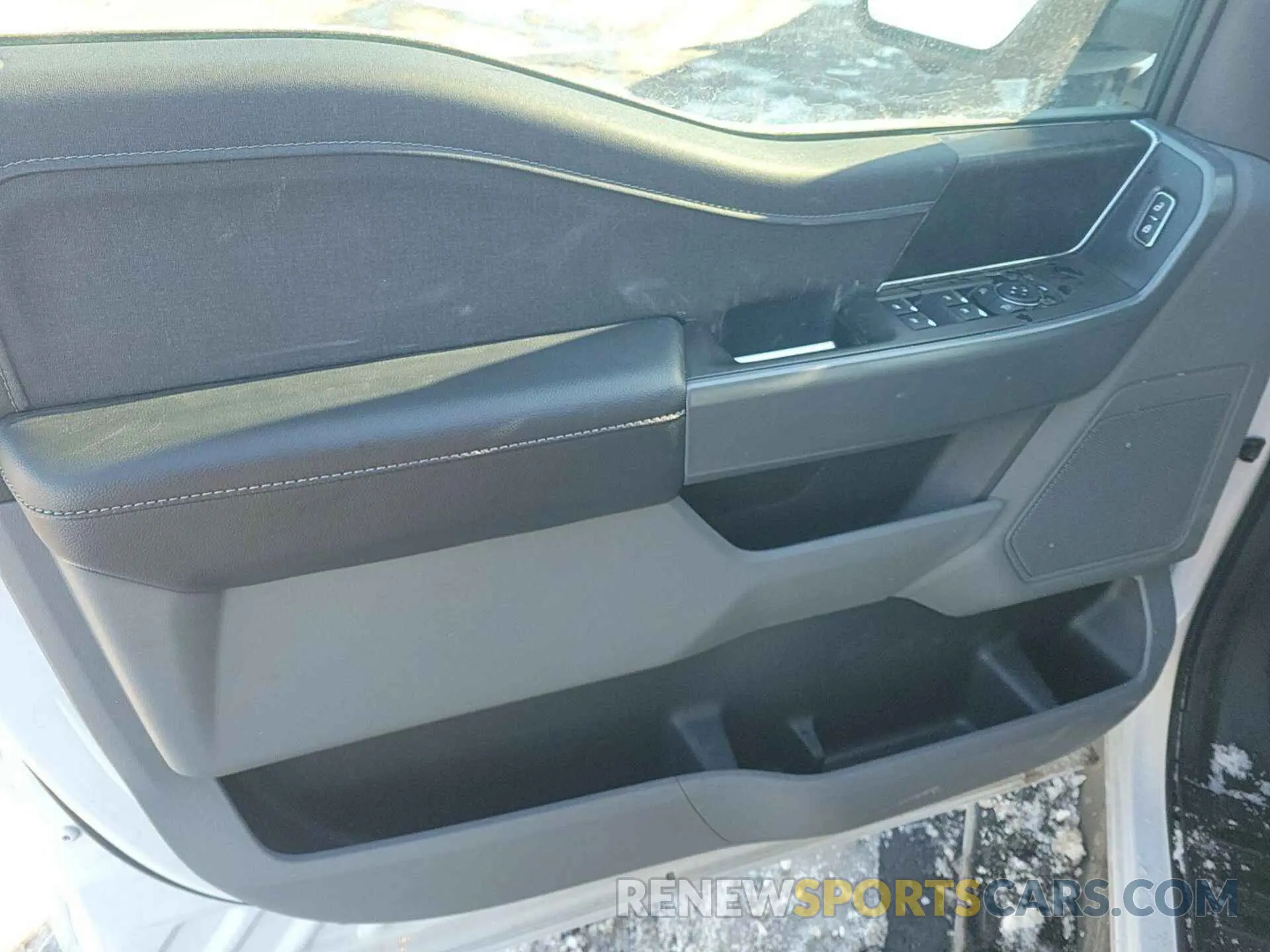 11 Photograph of a damaged car 1FT6W1EVXPWG31039 FORD F150 2023