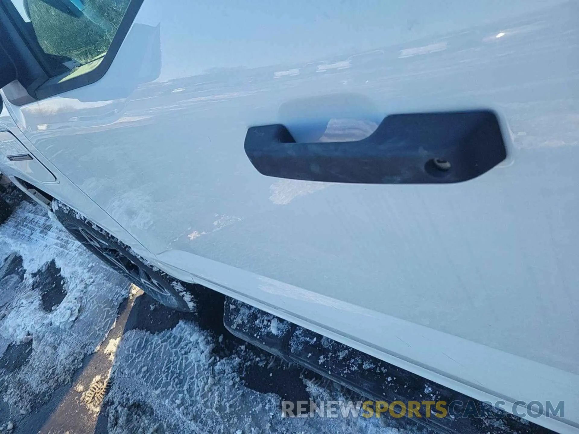 16 Photograph of a damaged car 1FT6W1EVXPWG31039 FORD F150 2023
