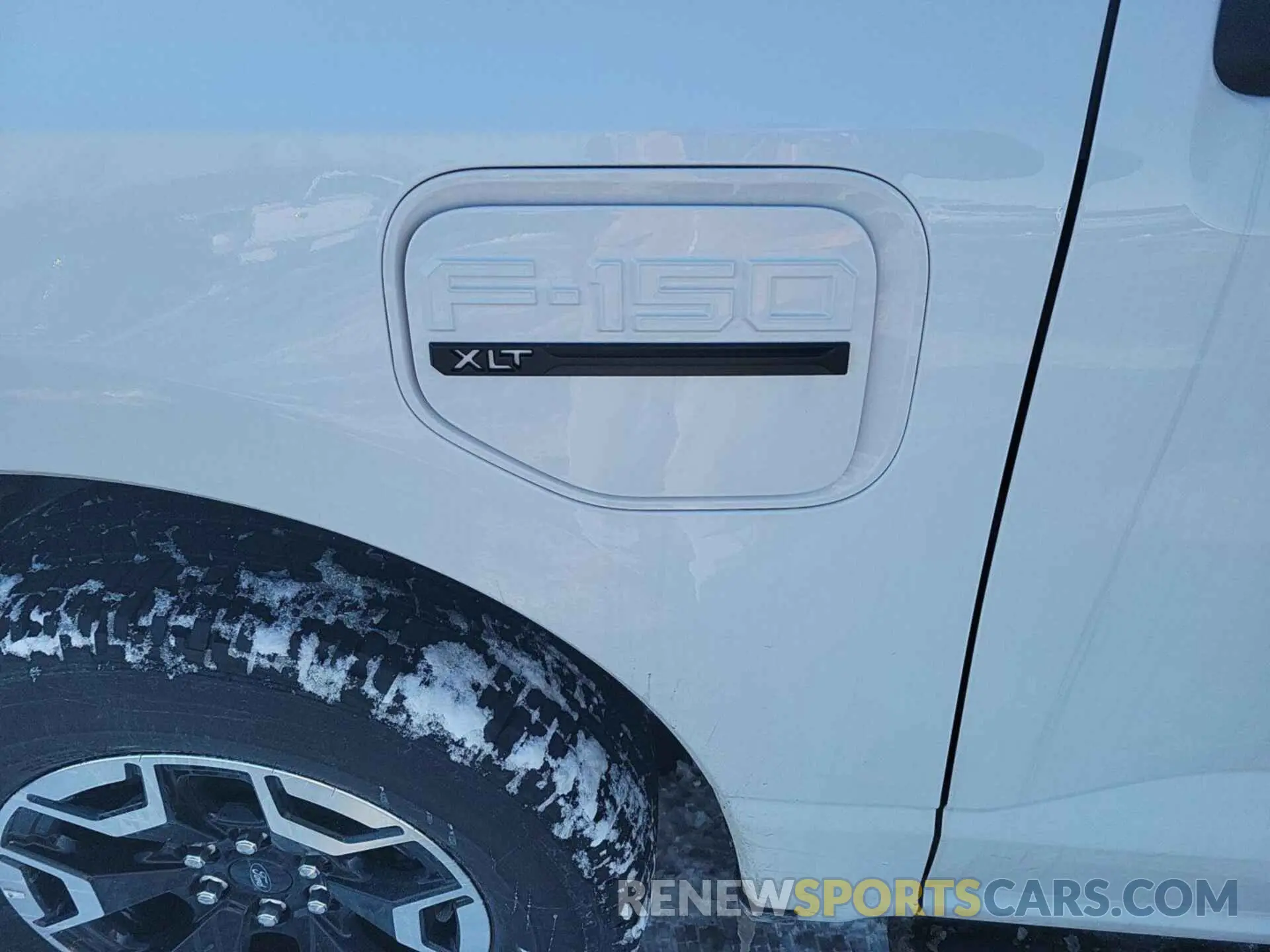 5 Photograph of a damaged car 1FT6W1EVXPWG31039 FORD F150 2023