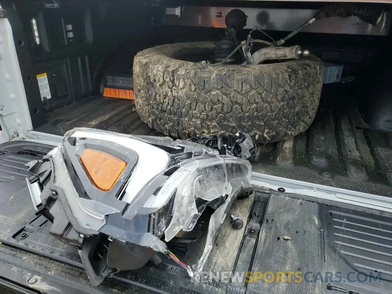 14 Photograph of a damaged car 1FTFW1RG9RFB36541 FORD F150 2024
