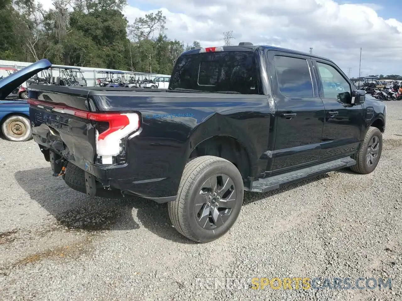 3 Photograph of a damaged car 1FT6W1EV4NWG14041 FORD F150 LIGHT 2022