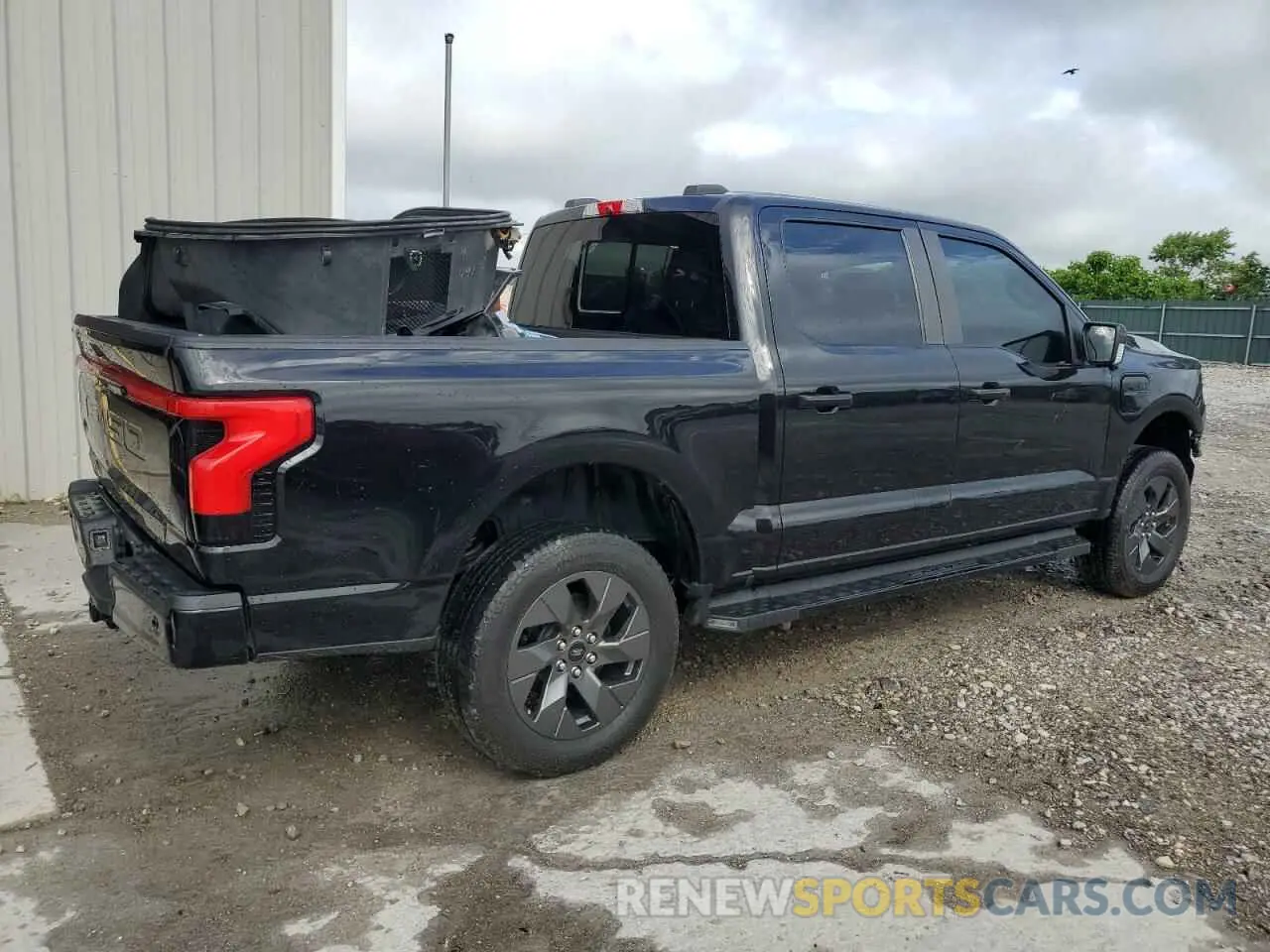 3 Photograph of a damaged car 1FTVW1EL7NWG00726 FORD F150 LIGHT 2022