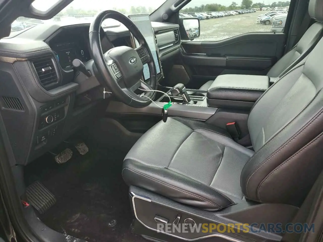 7 Photograph of a damaged car 1FTVW1EL7NWG00726 FORD F150 LIGHT 2022