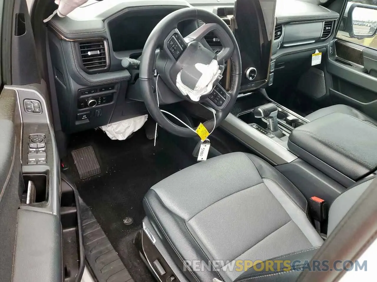 8 Photograph of a damaged car 1FTVW1EVXPWG36009 FORD F150 LIGHT 2023
