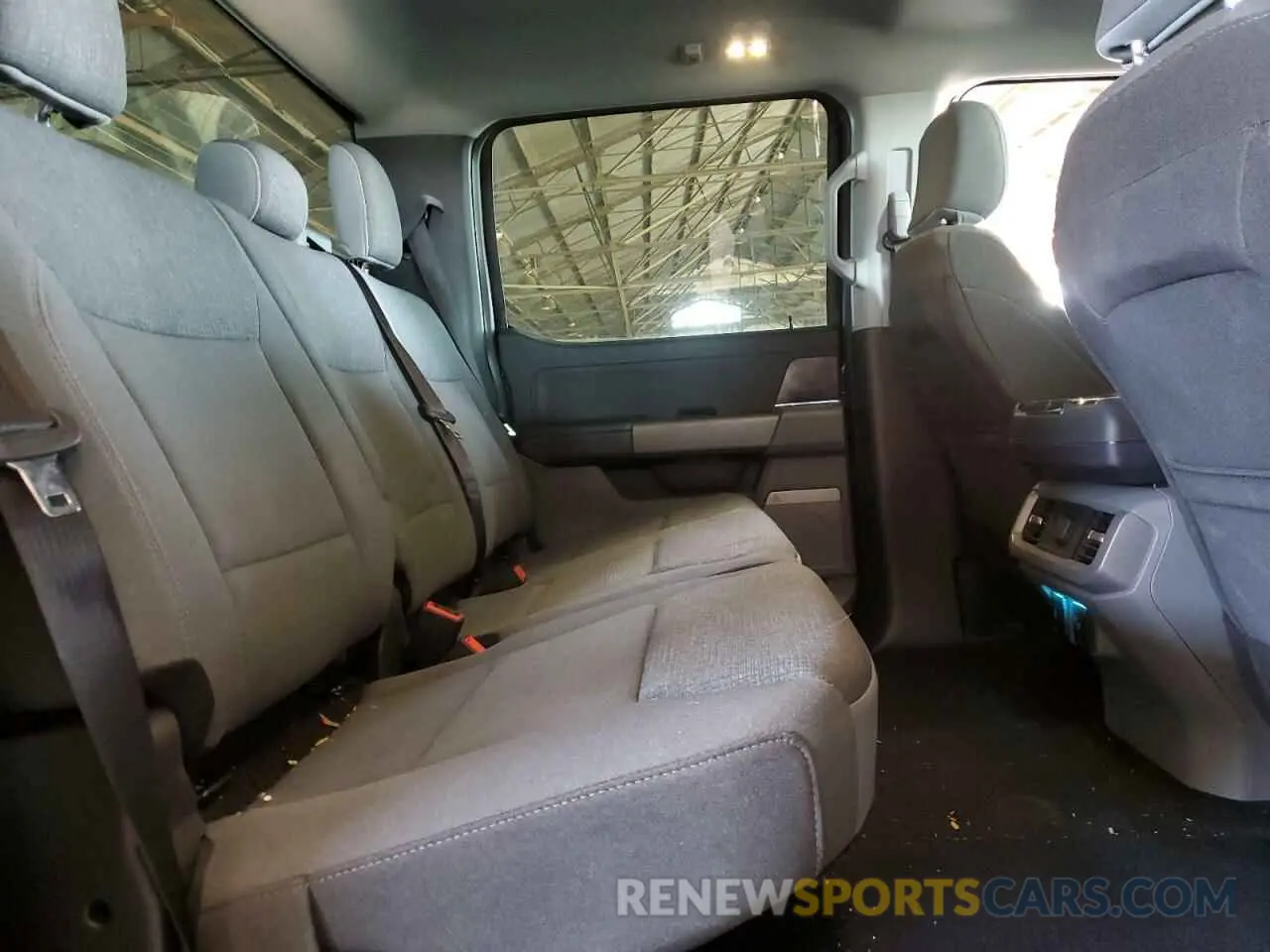 10 Photograph of a damaged car 1FT6W3L72RWG16991 FORD F150 LIGHT 2024