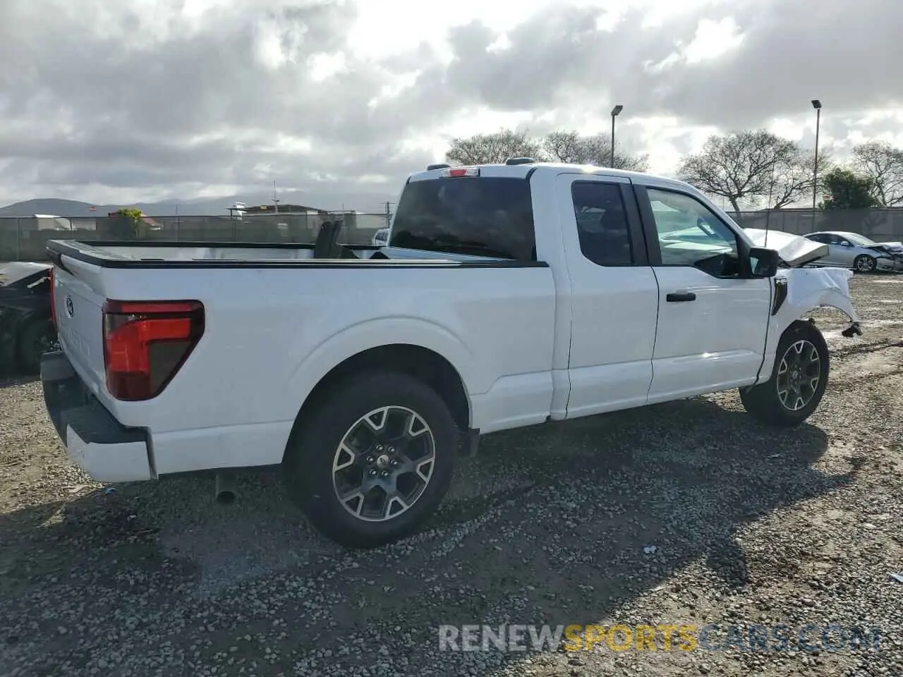 3 Photograph of a damaged car 1FTEX2KP6RKE96558 FORD F150 STX 2024