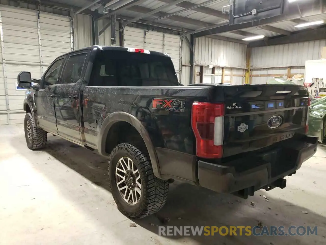 2 Photograph of a damaged car 1FT7W2BT6HEC84183 FORD F250 2017