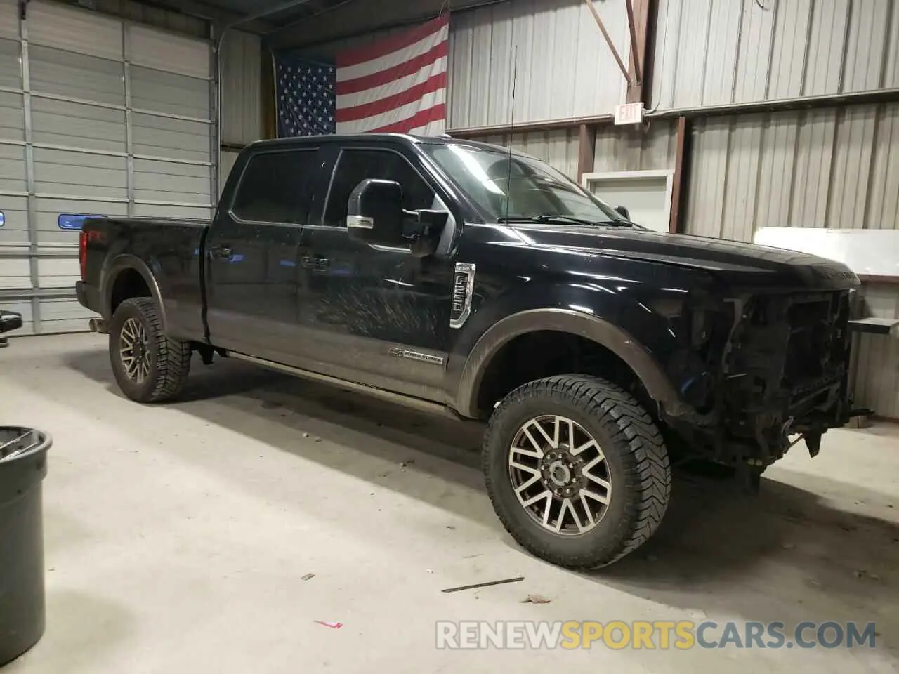 4 Photograph of a damaged car 1FT7W2BT6HEC84183 FORD F250 2017