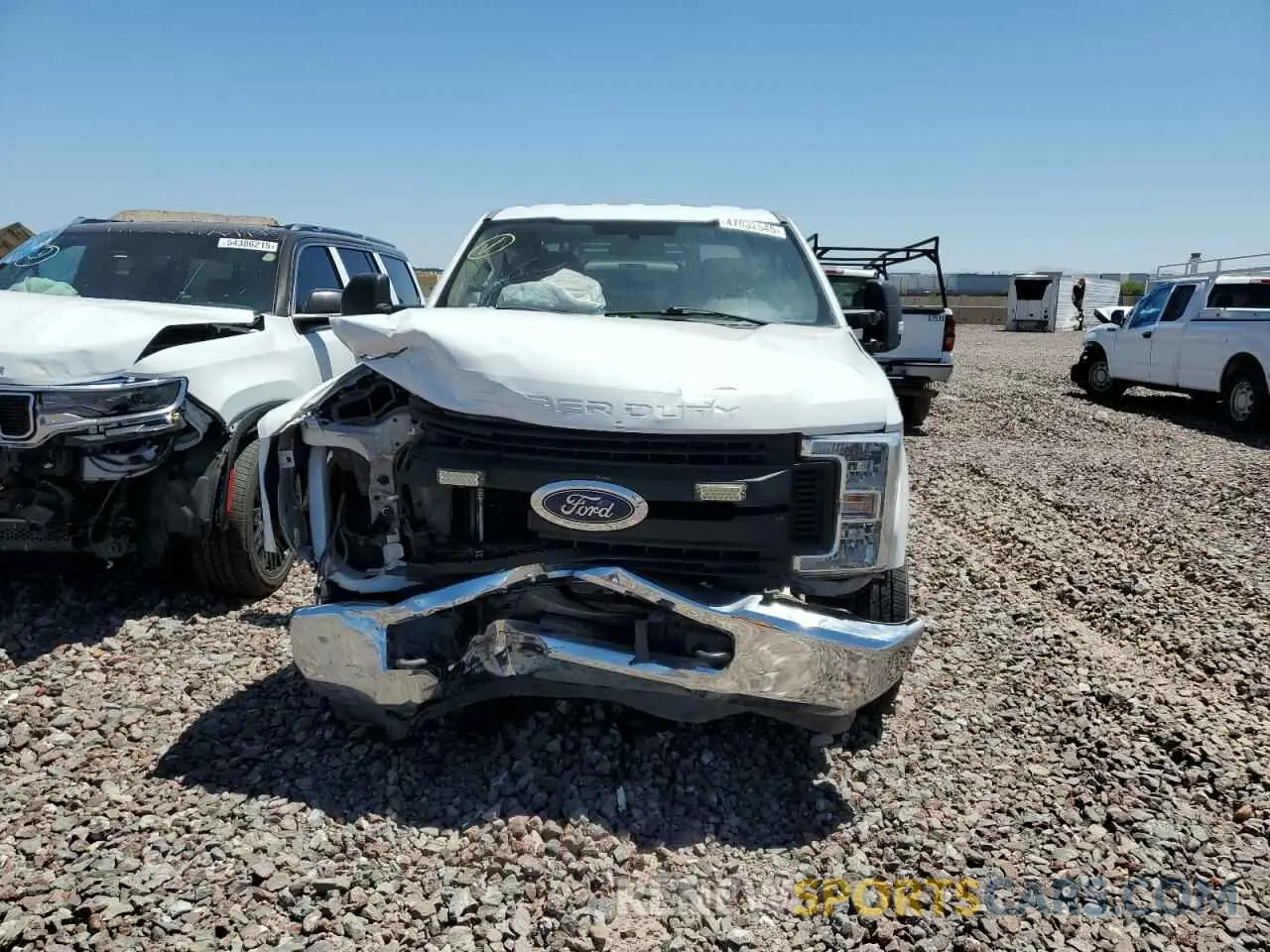 5 Photograph of a damaged car 1FD7W2A66KEE66562 FORD F250 2019