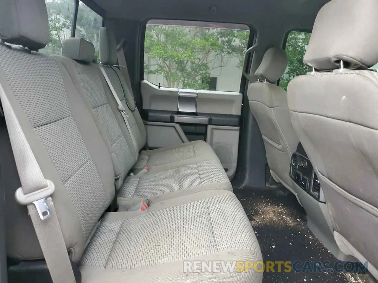 10 Photograph of a damaged car 1FT7W2B61KEC53666 FORD F250 2019