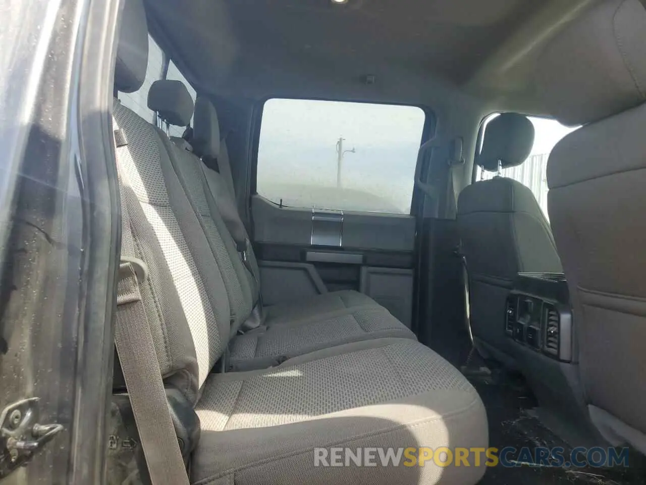 10 Photograph of a damaged car 1FT7W2B62KEC75983 FORD F250 2019