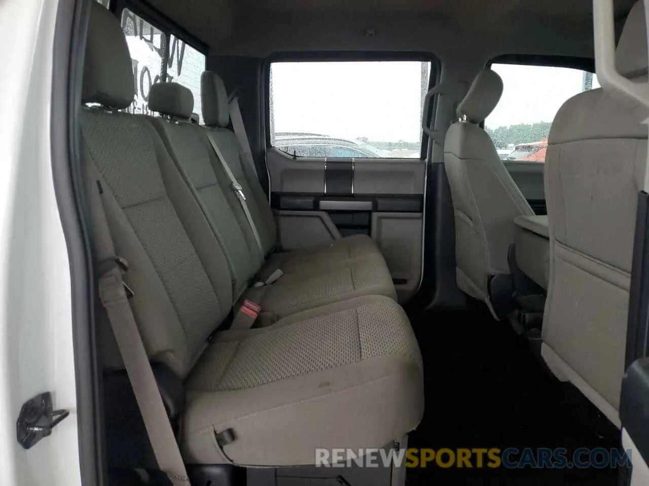 10 Photograph of a damaged car 1FT7W2B62KED43232 FORD F250 2019