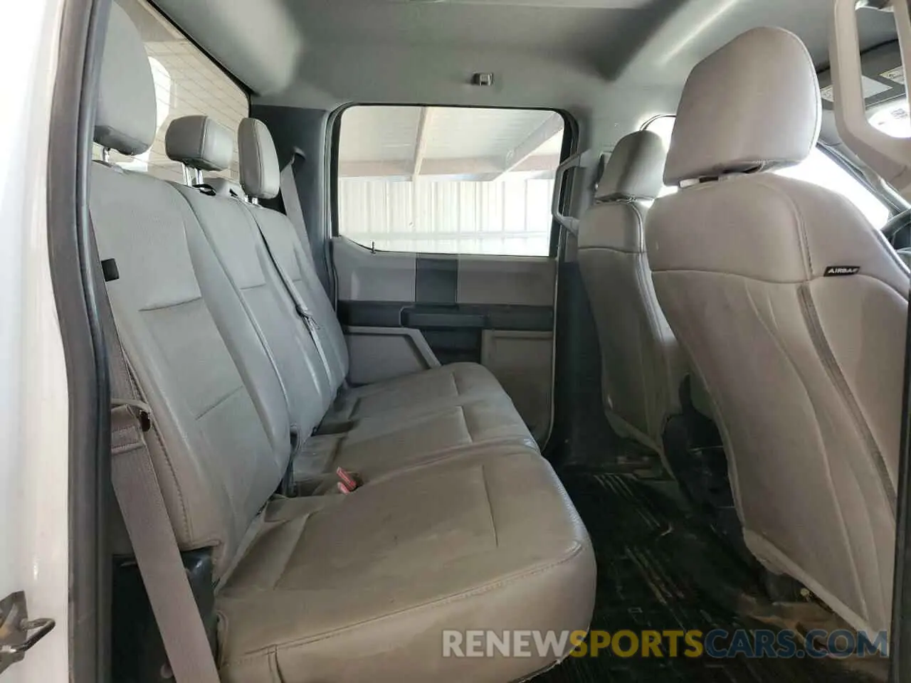 10 Photograph of a damaged car 1FT7W2B62KEF79783 FORD F250 2019