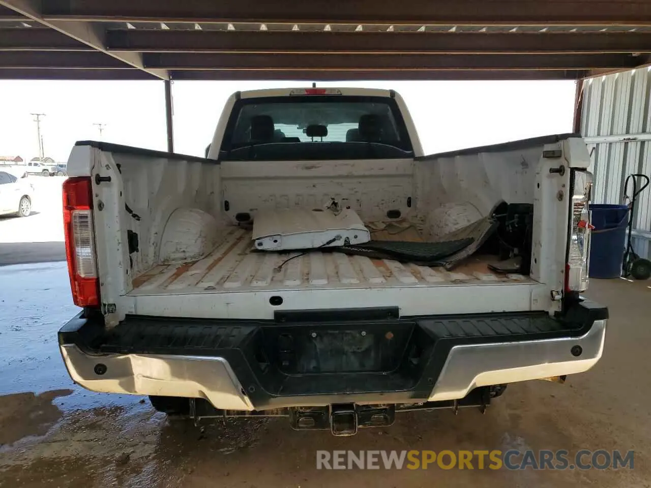 6 Photograph of a damaged car 1FT7W2B62KEF79783 FORD F250 2019