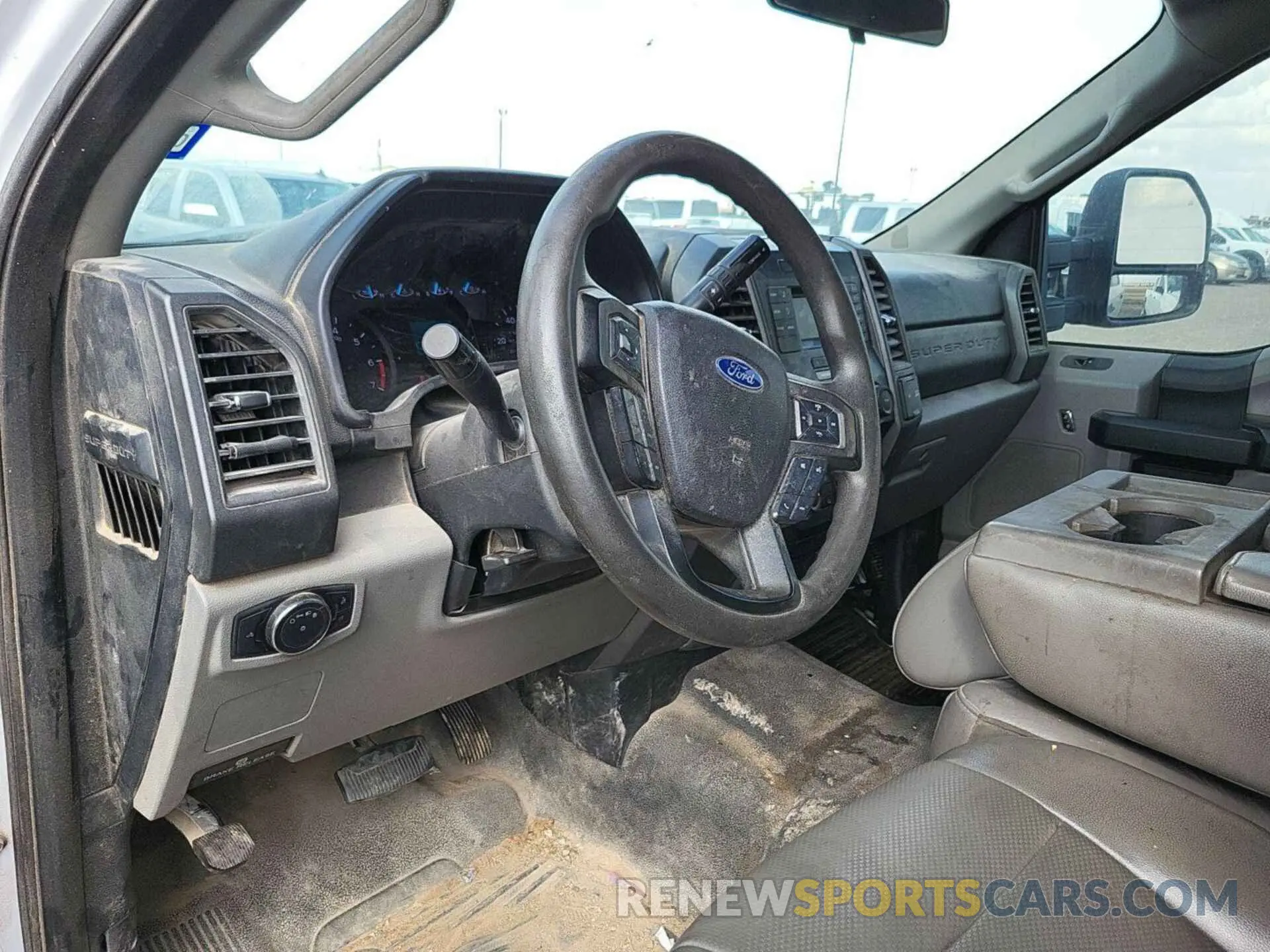 27 Photograph of a damaged car 1FT7W2B63KEC61316 FORD F250 2019