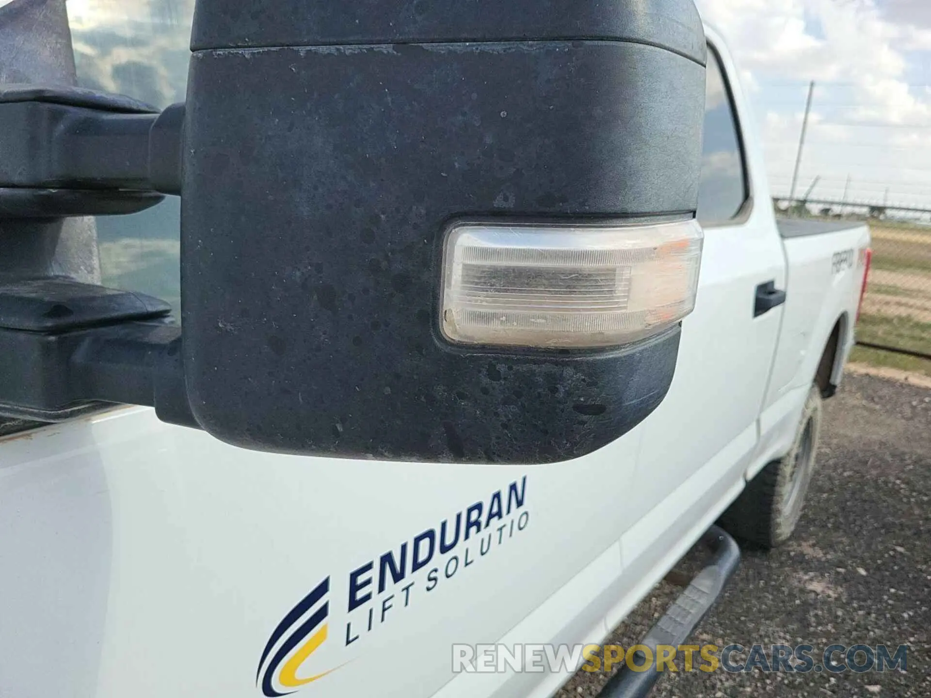 36 Photograph of a damaged car 1FT7W2B63KEC61316 FORD F250 2019