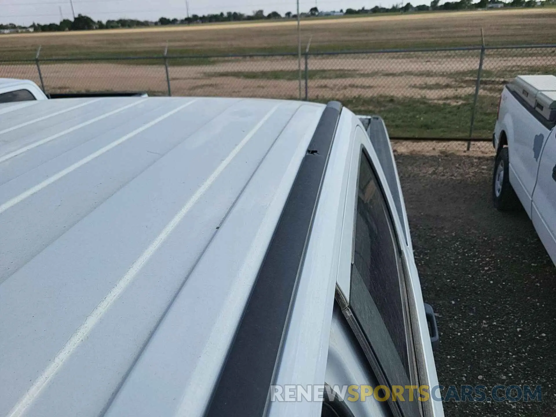 5 Photograph of a damaged car 1FT7W2B63KEC61316 FORD F250 2019