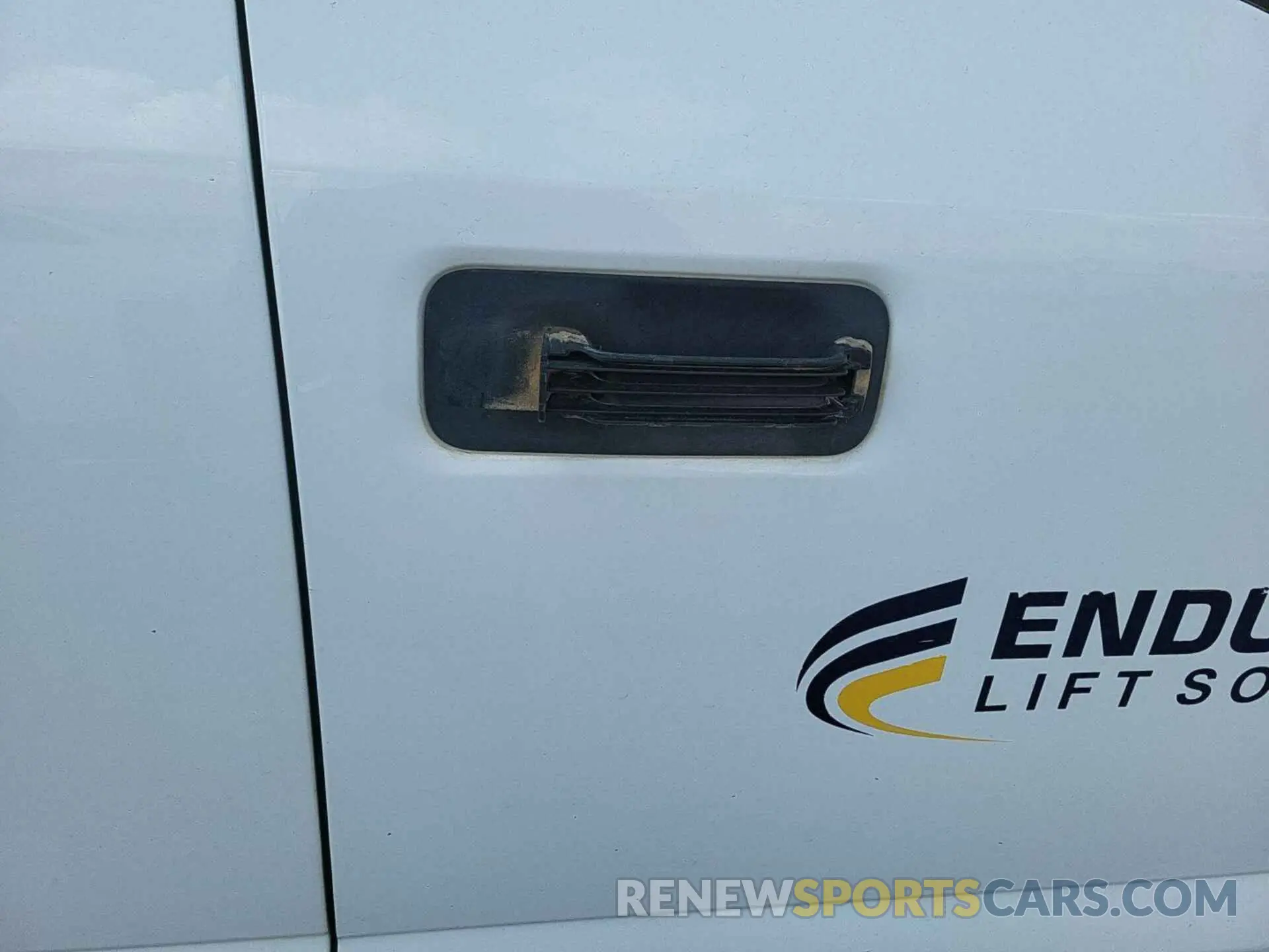 9 Photograph of a damaged car 1FT7W2B63KEC61316 FORD F250 2019