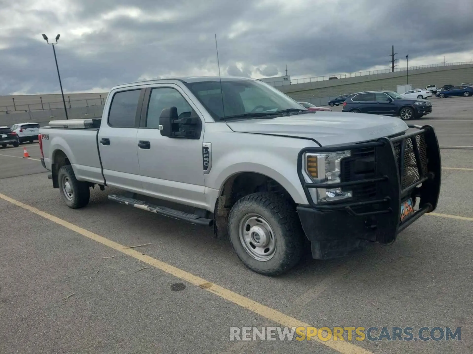 28 Photograph of a damaged car 1FT7W2B63KEF83440 FORD F250 2019