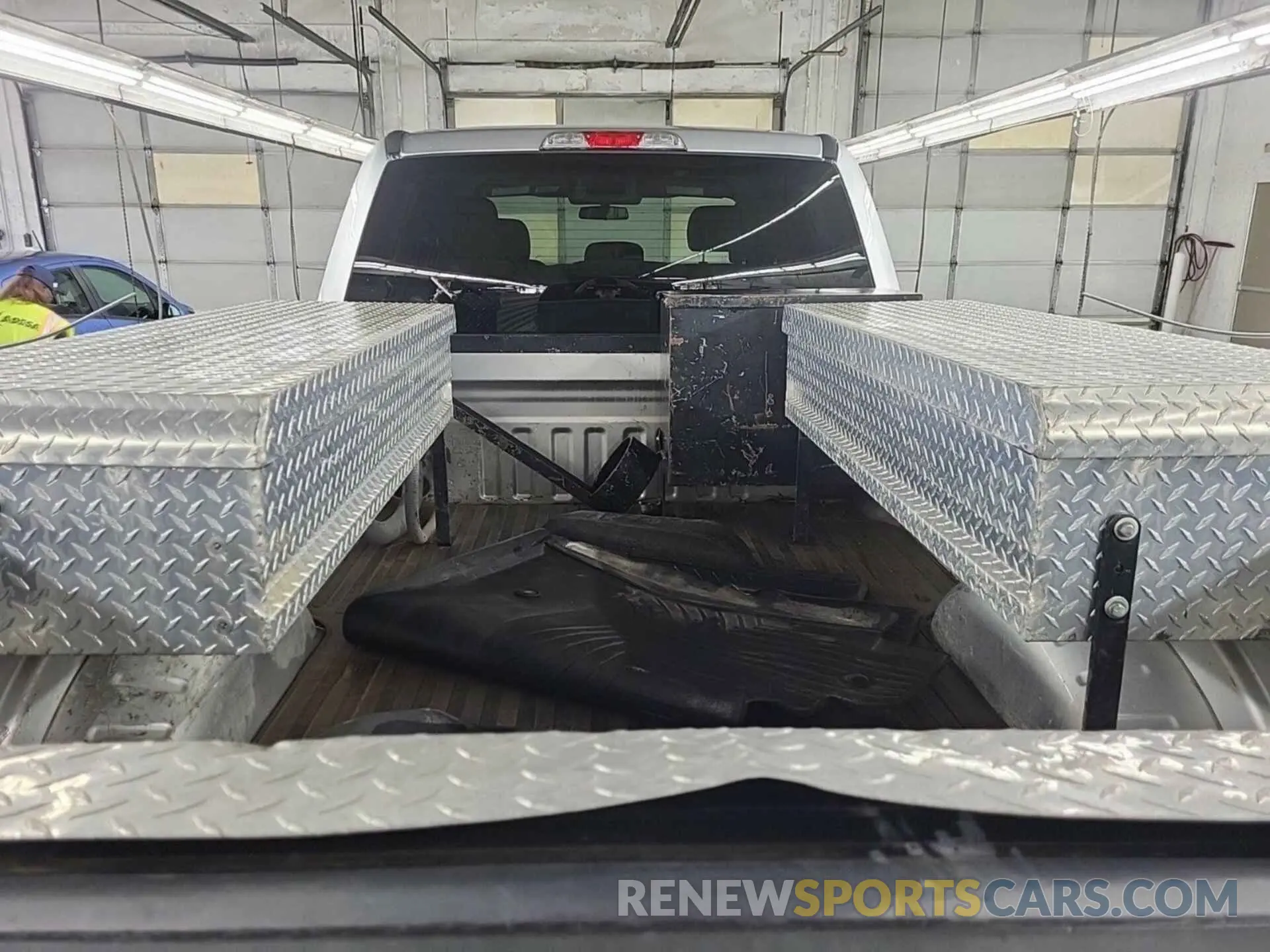 47 Photograph of a damaged car 1FT7W2B63KEF83440 FORD F250 2019