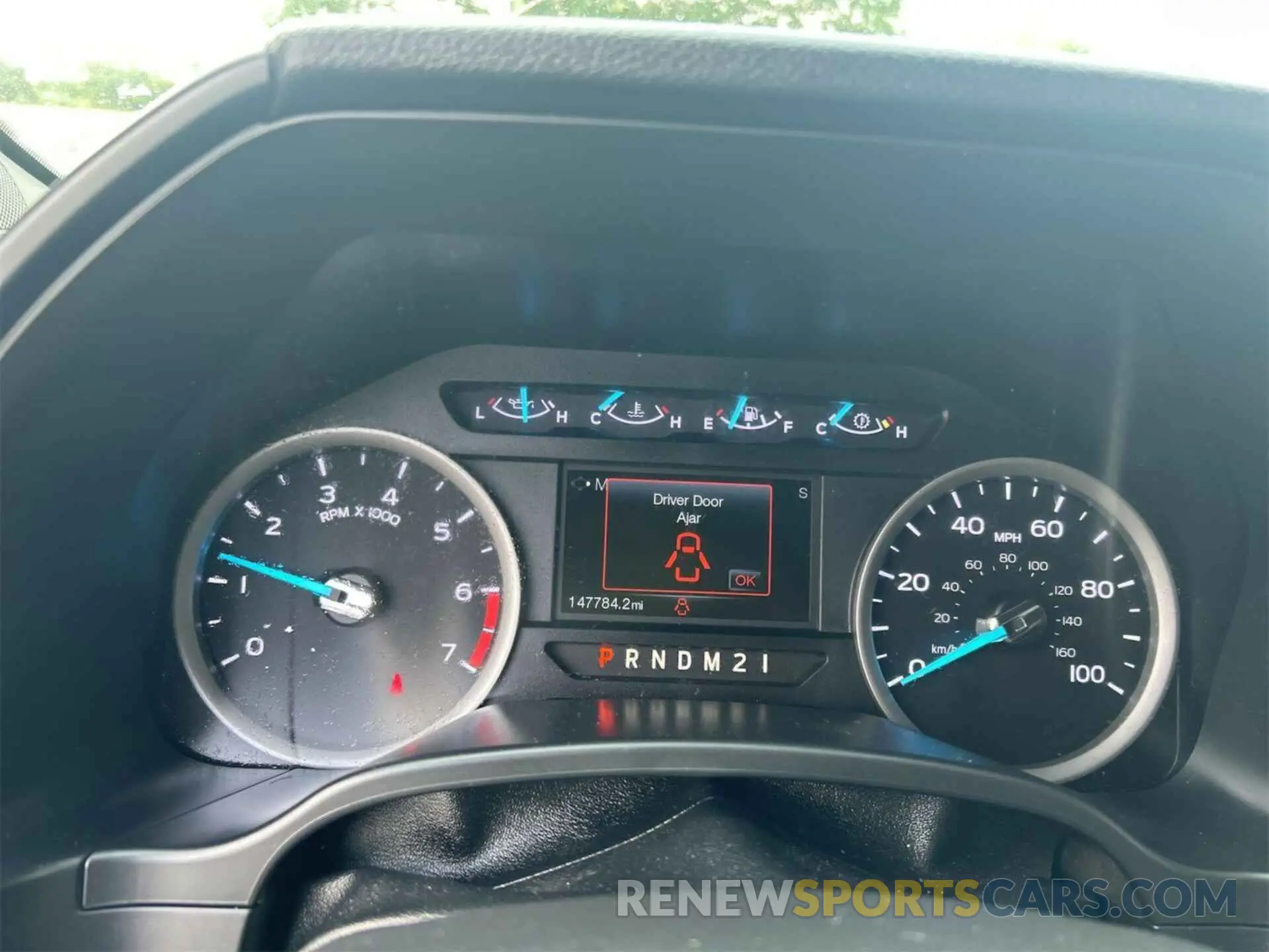 6 Photograph of a damaged car 1FT7W2B64KEC69554 FORD F250 2019