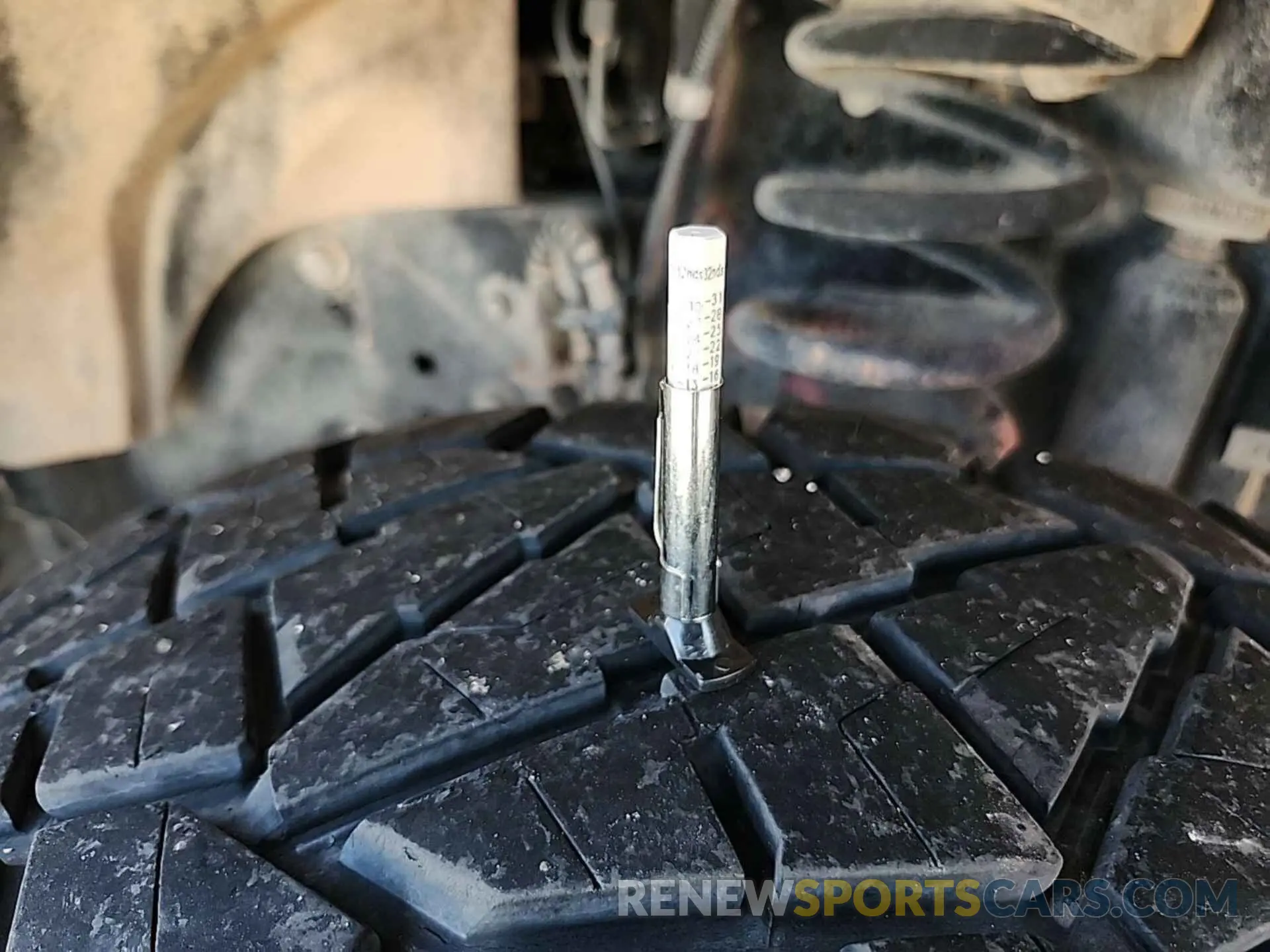 6 Photograph of a damaged car 1FT7W2B65KEC22842 FORD F250 2019