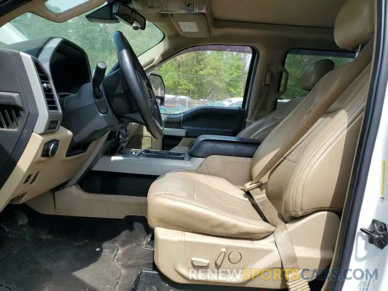 7 Photograph of a damaged car 1FT7W2B65KEC65559 FORD F250 2019
