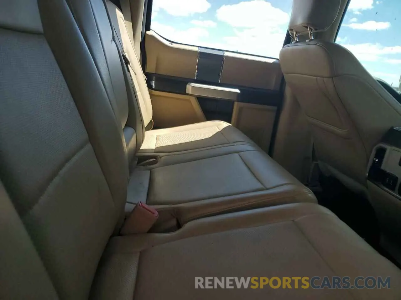 10 Photograph of a damaged car 1FT7W2B65KEC95614 FORD F250 2019