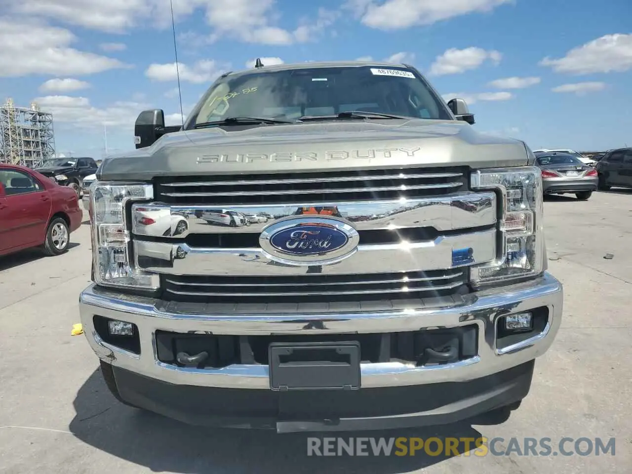 5 Photograph of a damaged car 1FT7W2B65KEC95614 FORD F250 2019