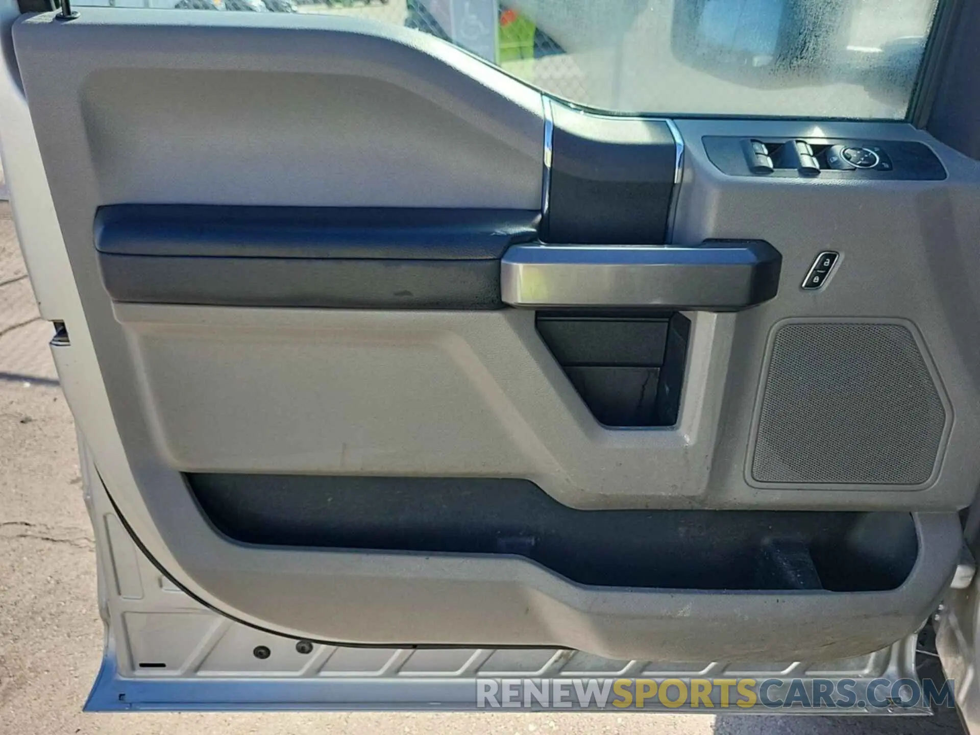 15 Photograph of a damaged car 1FT7W2B65KEF31274 FORD F250 2019