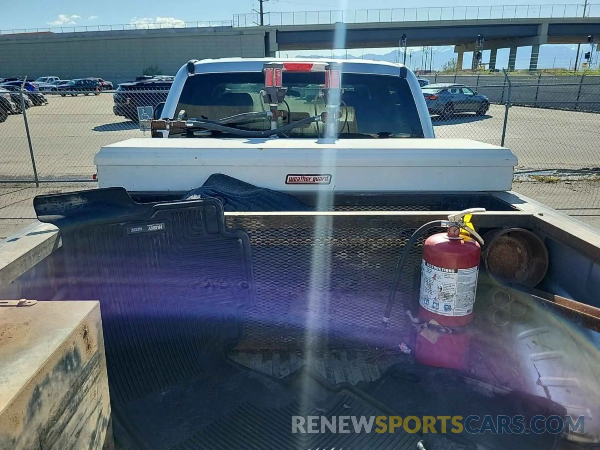 24 Photograph of a damaged car 1FT7W2B65KEF31274 FORD F250 2019