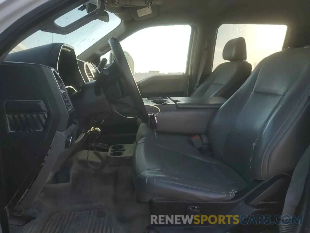 7 Photograph of a damaged car 1FT7W2B66KEG06614 FORD F250 2019