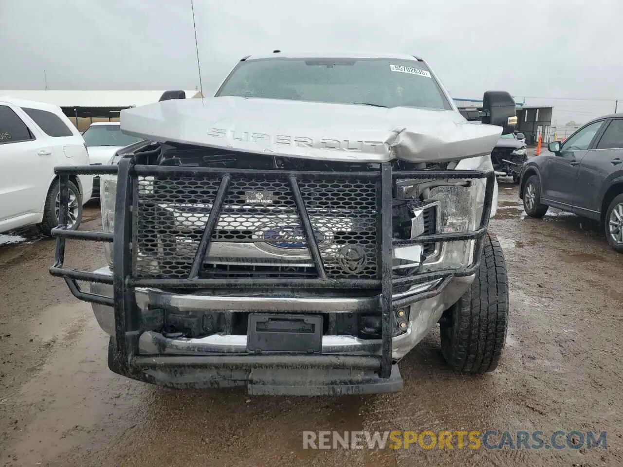 5 Photograph of a damaged car 1FT7W2B67KEE34738 FORD F250 2019