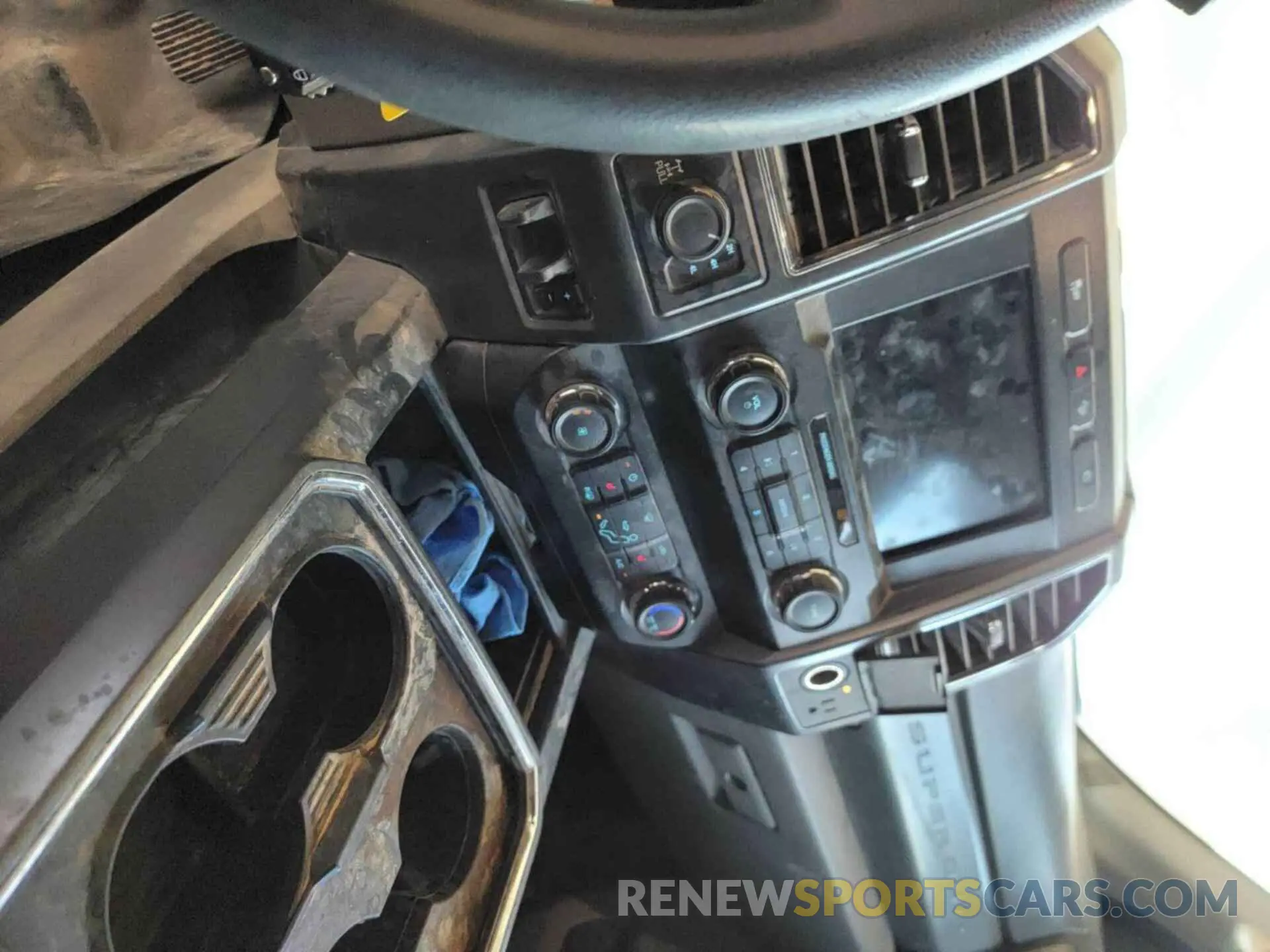 2 Photograph of a damaged car 1FT7W2B68KED64425 FORD F250 2019