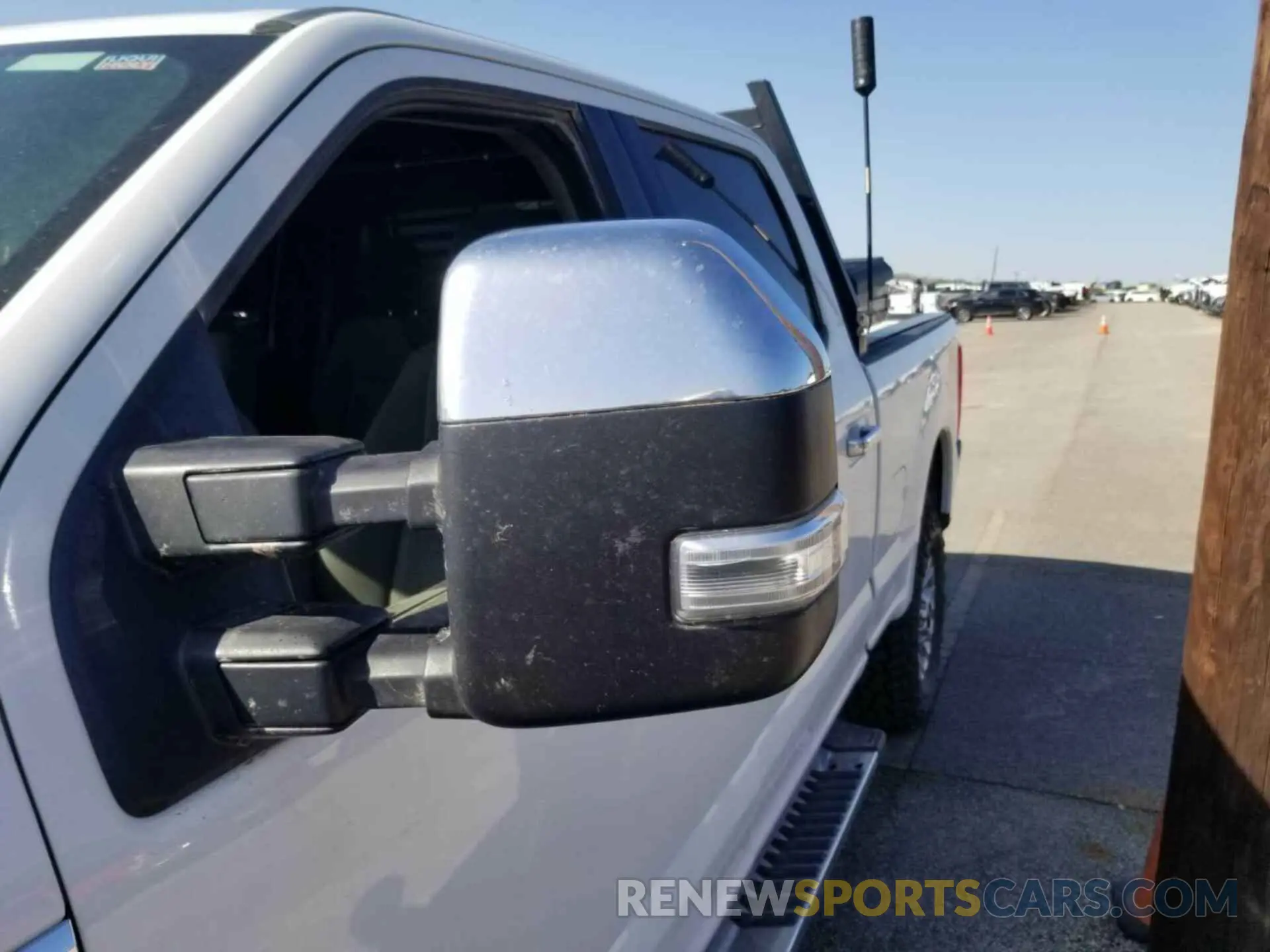 5 Photograph of a damaged car 1FT7W2B68KED64425 FORD F250 2019