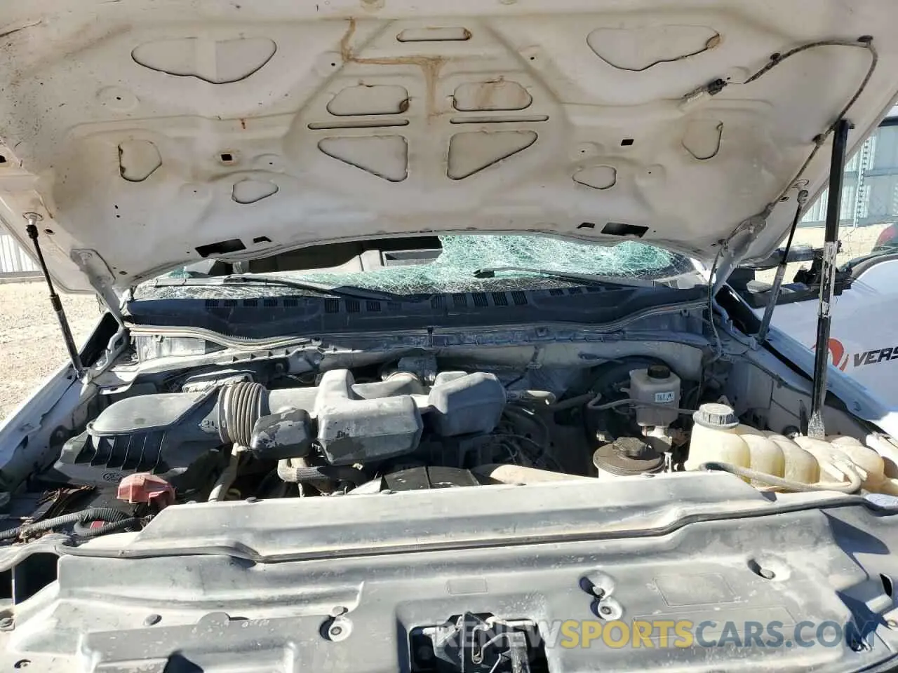 11 Photograph of a damaged car 1FT7W2B68KEE36305 FORD F250 2019