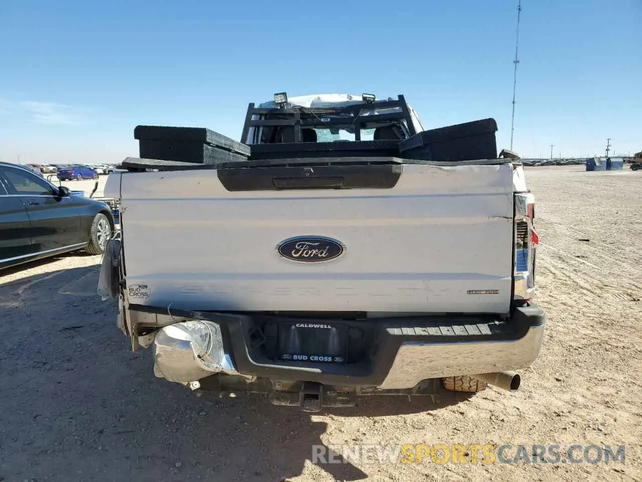 6 Photograph of a damaged car 1FT7W2B68KEE36305 FORD F250 2019