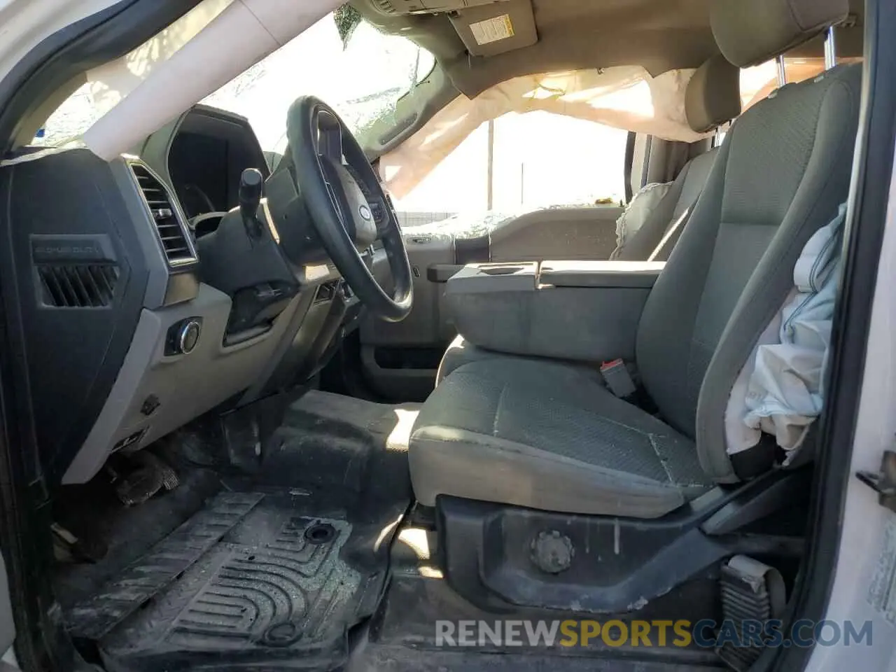 7 Photograph of a damaged car 1FT7W2B68KEE36305 FORD F250 2019