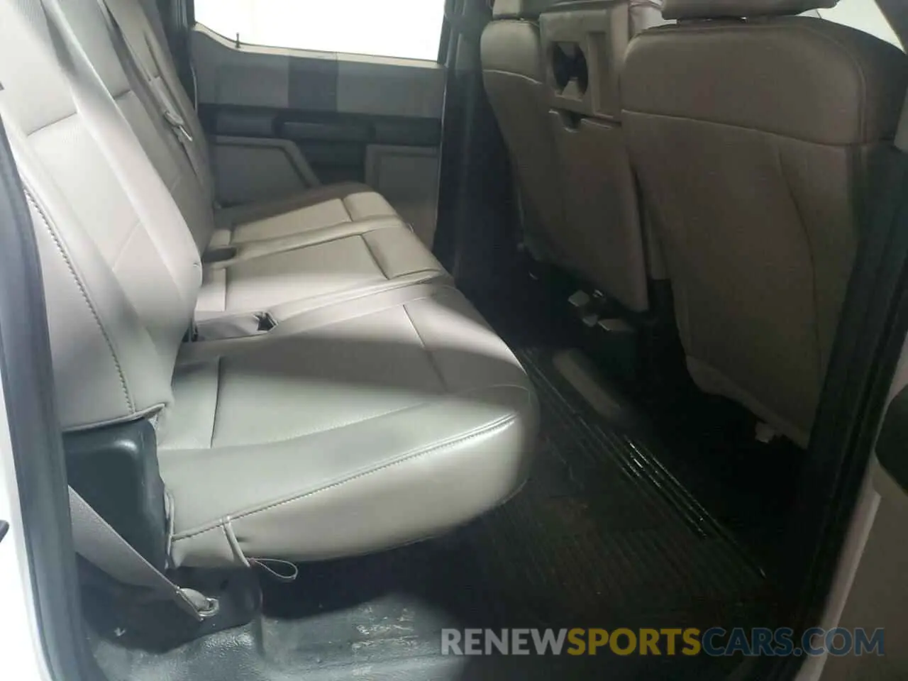 10 Photograph of a damaged car 1FT7W2B68KEF94997 FORD F250 2019