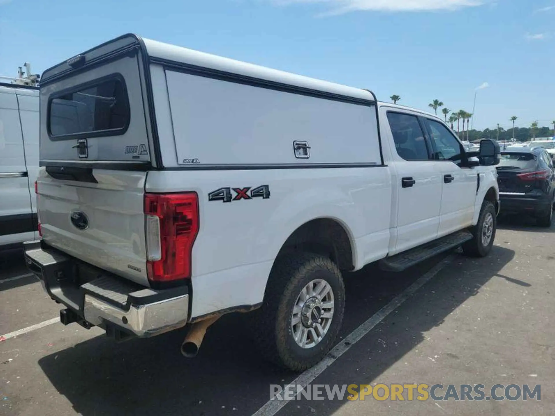 1 Photograph of a damaged car 1FT7W2B6XKEG11413 FORD F250 2019