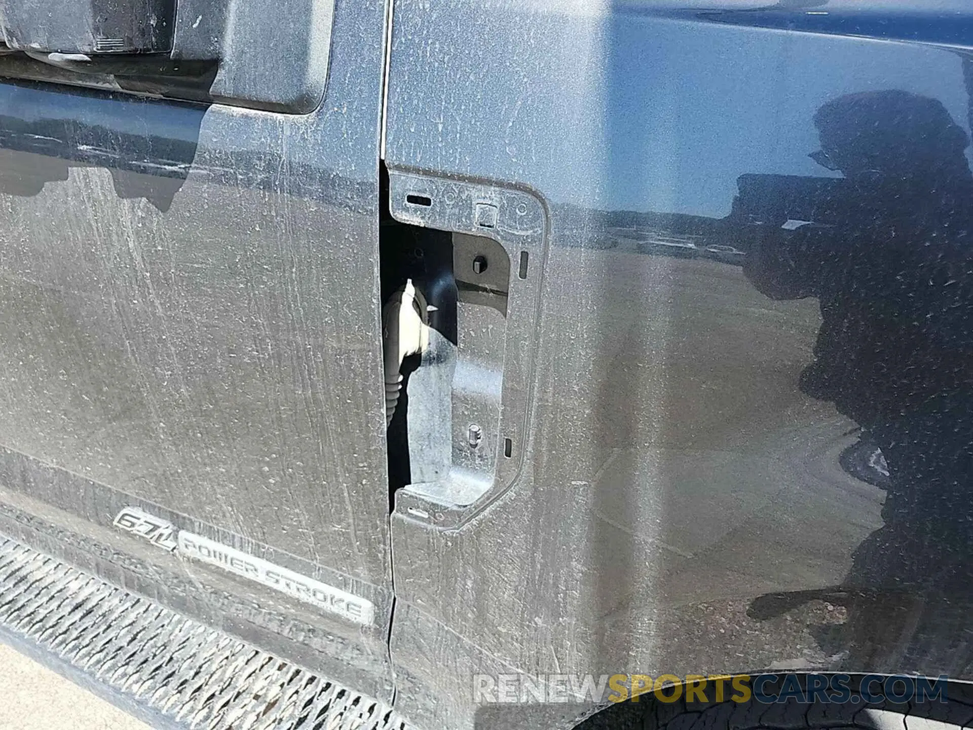 19 Photograph of a damaged car 1FT7W2BT0KEC61716 FORD F250 2019