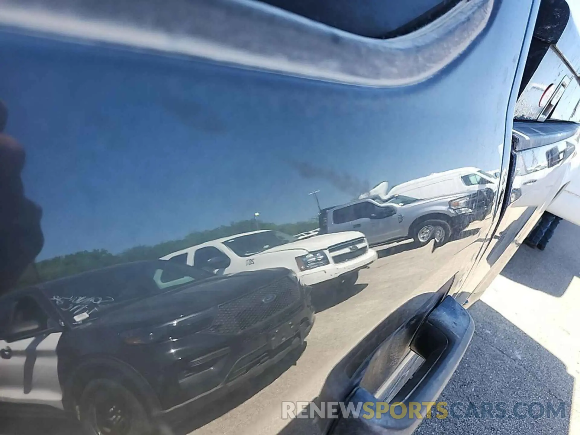 25 Photograph of a damaged car 1FT7W2BT0KEC61716 FORD F250 2019