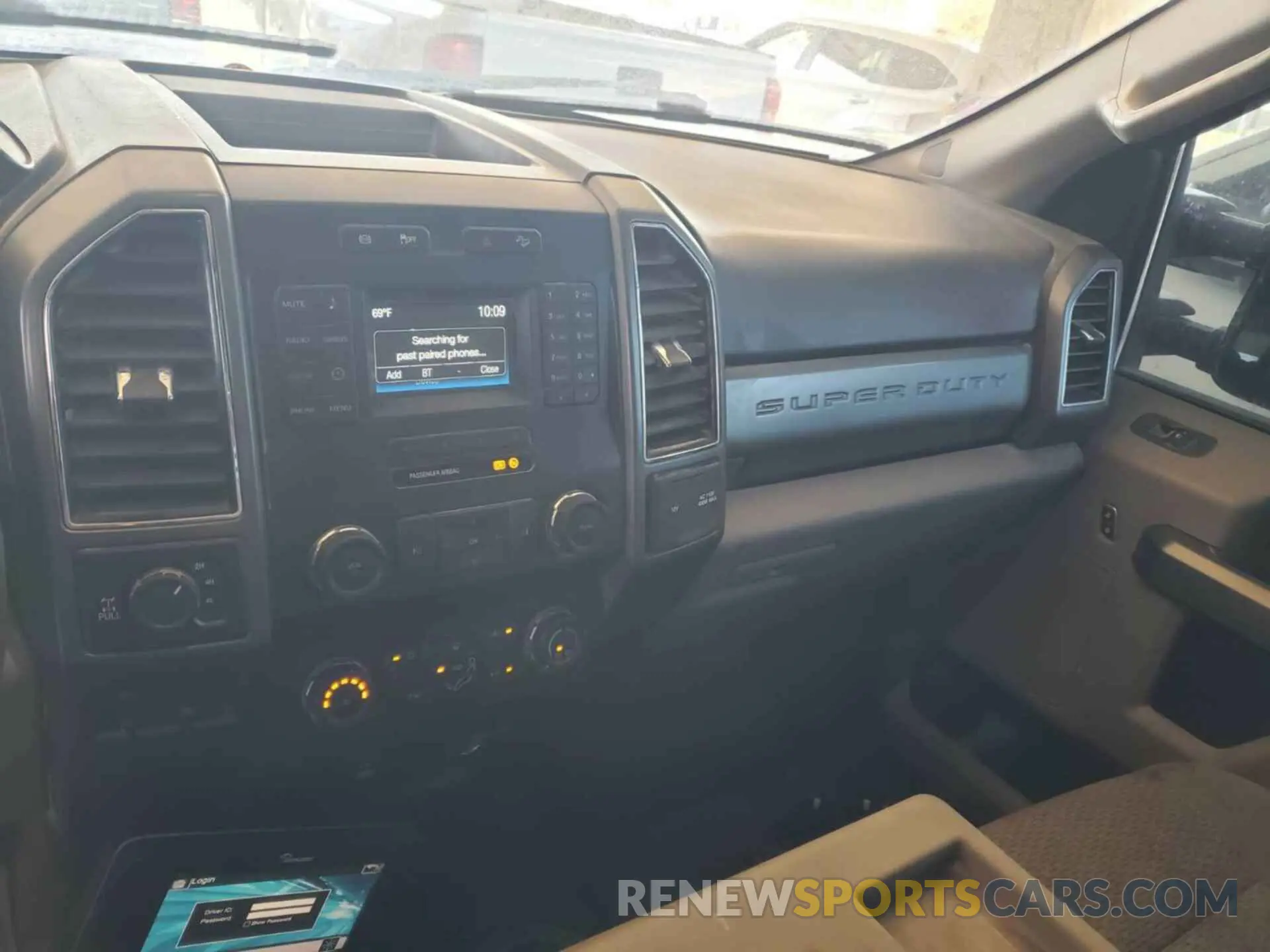 26 Photograph of a damaged car 1FT7W2BT0KEC61716 FORD F250 2019