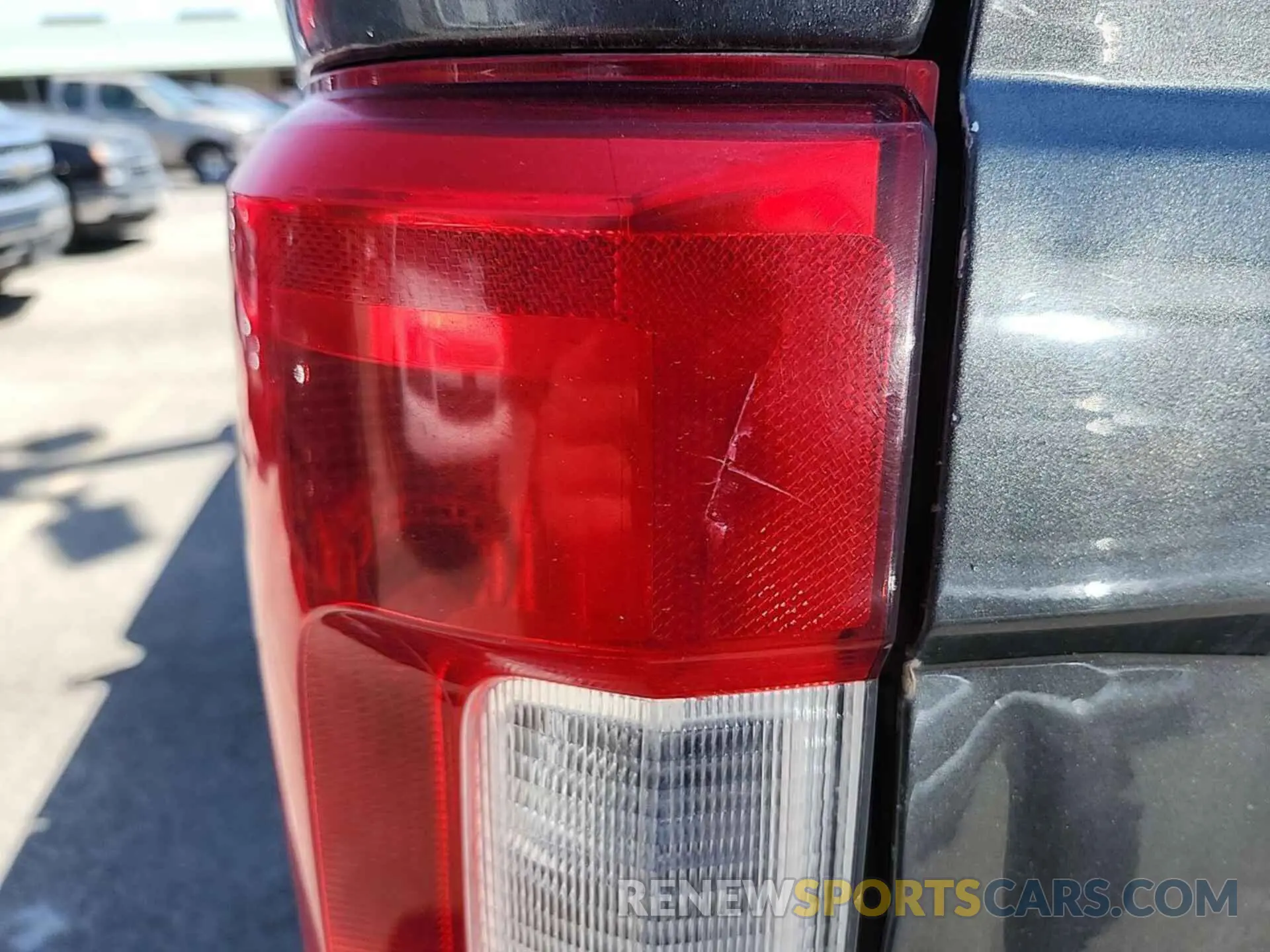 28 Photograph of a damaged car 1FT7W2BT0KEC61716 FORD F250 2019
