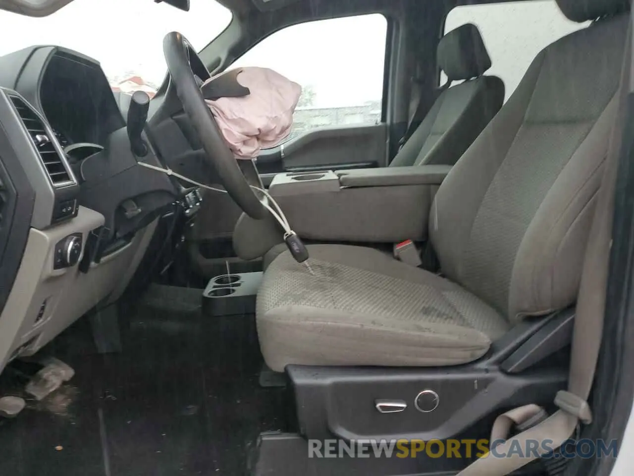 7 Photograph of a damaged car 1FT7W2BT0KEE45697 FORD F250 2019